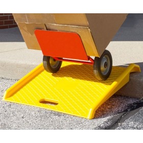 BORDSTEINRAMPE - AUFFAHRRAMPE