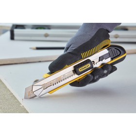 Stanley FATMAX Cutter 18mm mit Magazin