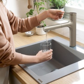 hansgrohe Zesis M33 Einhebel-Küchenarmatur 160, Ausziehbrause, 2 Strahlarten, Schlauchbox (sBox) lite