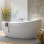 Villeroy & Boch Aveo New Generation Oval-Badewanne freistehend mit Multiplex Trio