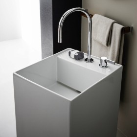 Lavabo LAUFEN Kartell 37,5 x 43,5 cm, autonomo con 3 fori per rubinetto