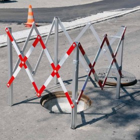 Grille de protection de regard en aluminium 120cm x 180cm